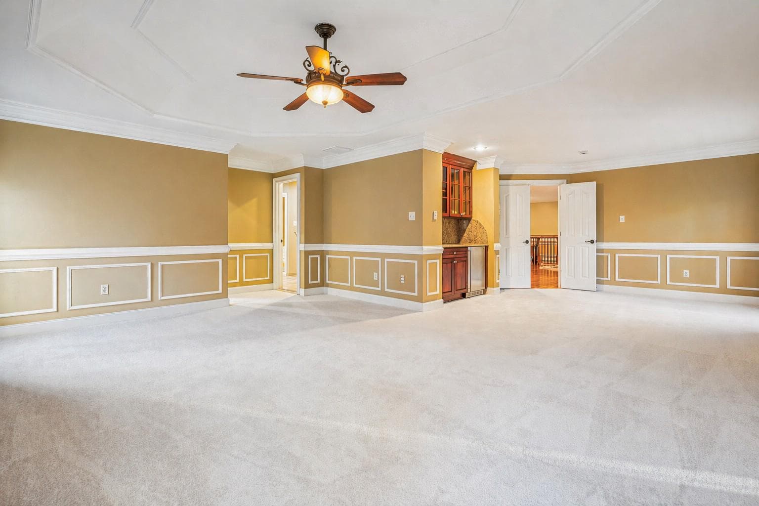 11033 Daybreak Ct photo 6