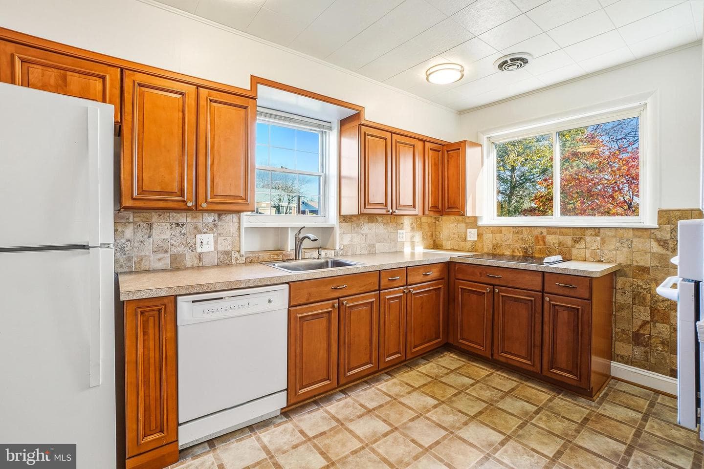 509 University Boulevard W photo 6