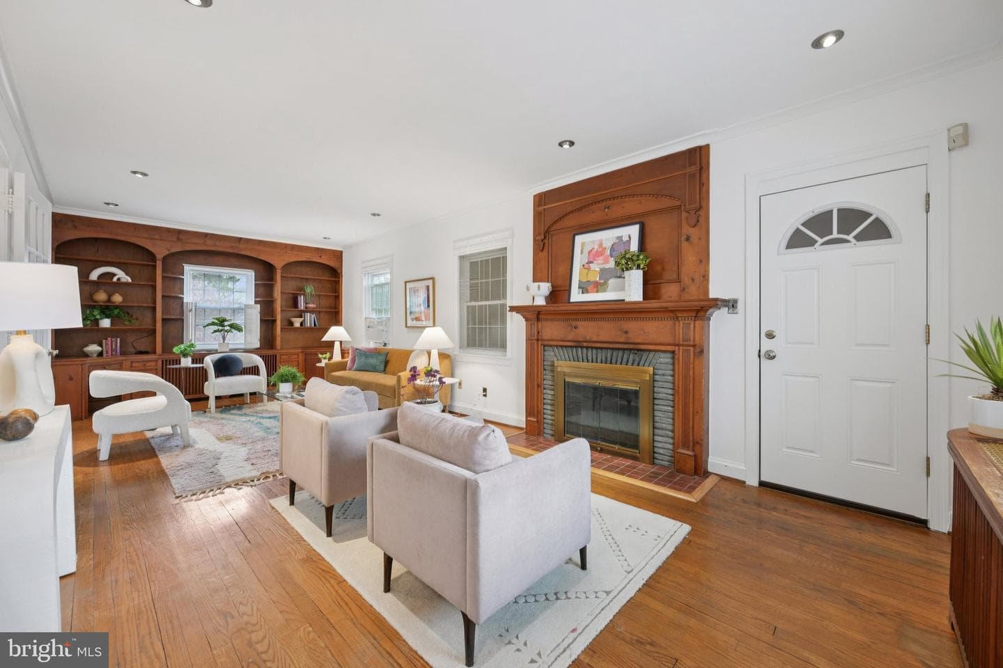 9405 Garwood Street photo 5