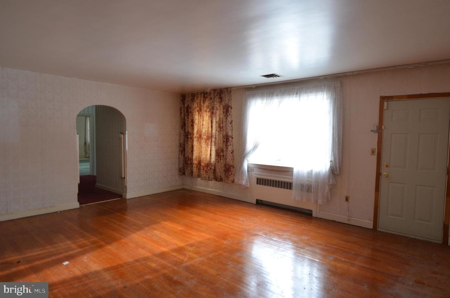 206 Shaw Avenue photo 11