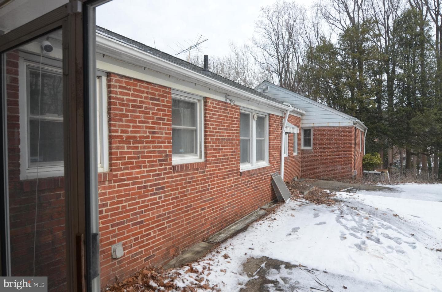206 Shaw Avenue photo 7