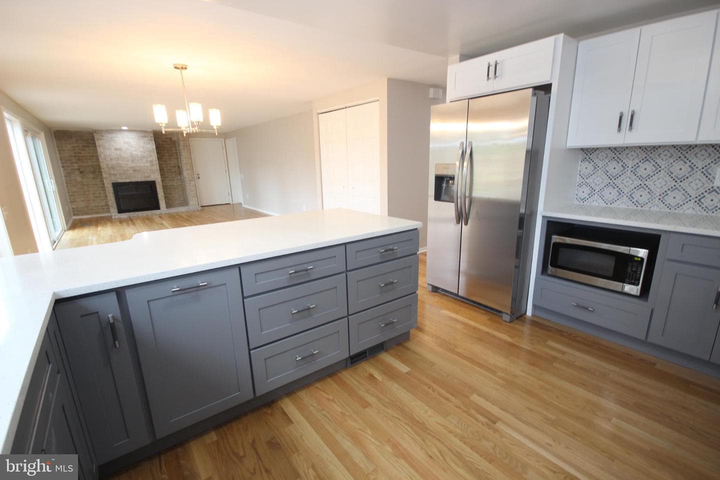19115 Roman Way photo 11
