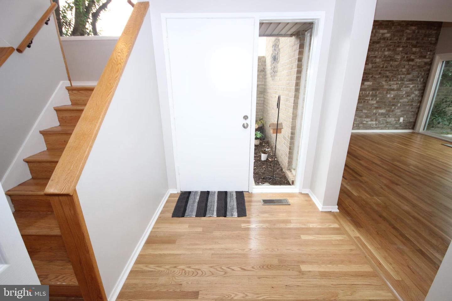 19115 Roman Way photo 24