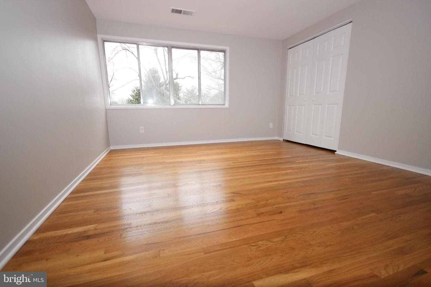 19115 Roman Way photo 47