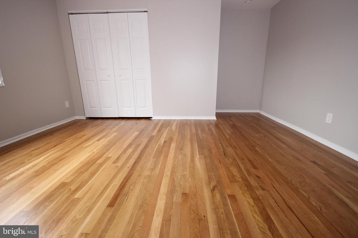 19115 Roman Way photo 48