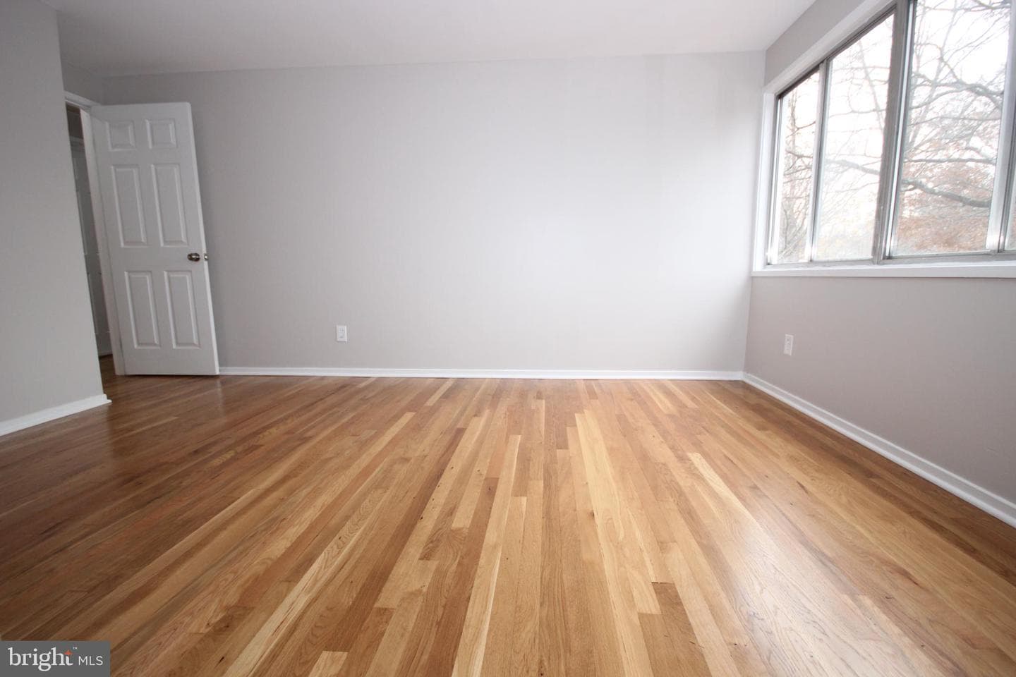 19115 Roman Way photo 49