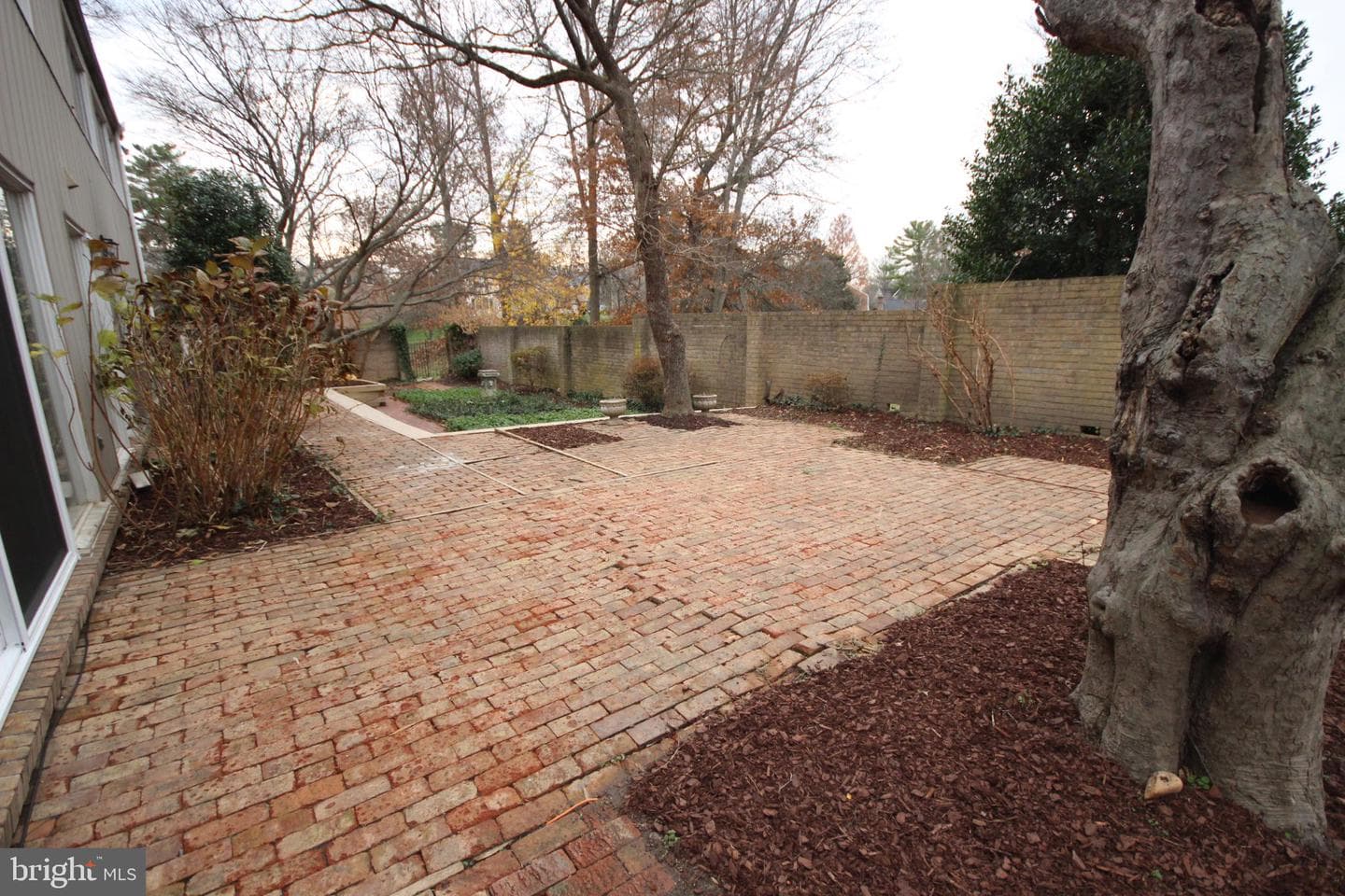 19115 Roman Way photo 52