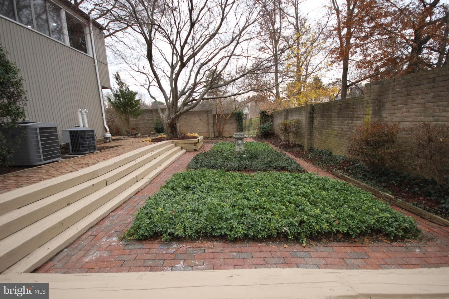 19115 Roman Way photo 53