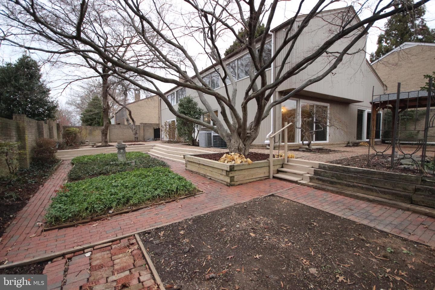 19115 Roman Way photo 56