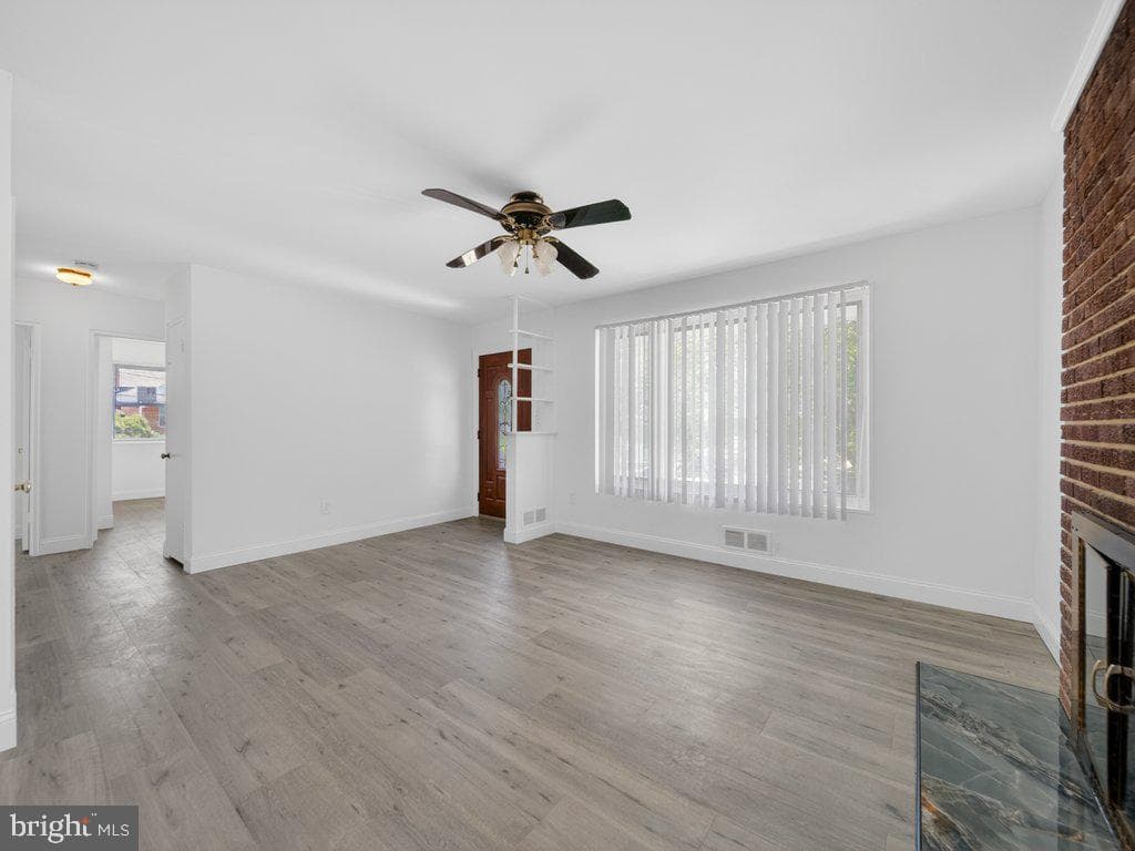 10402 Royalton Terrace photo 6