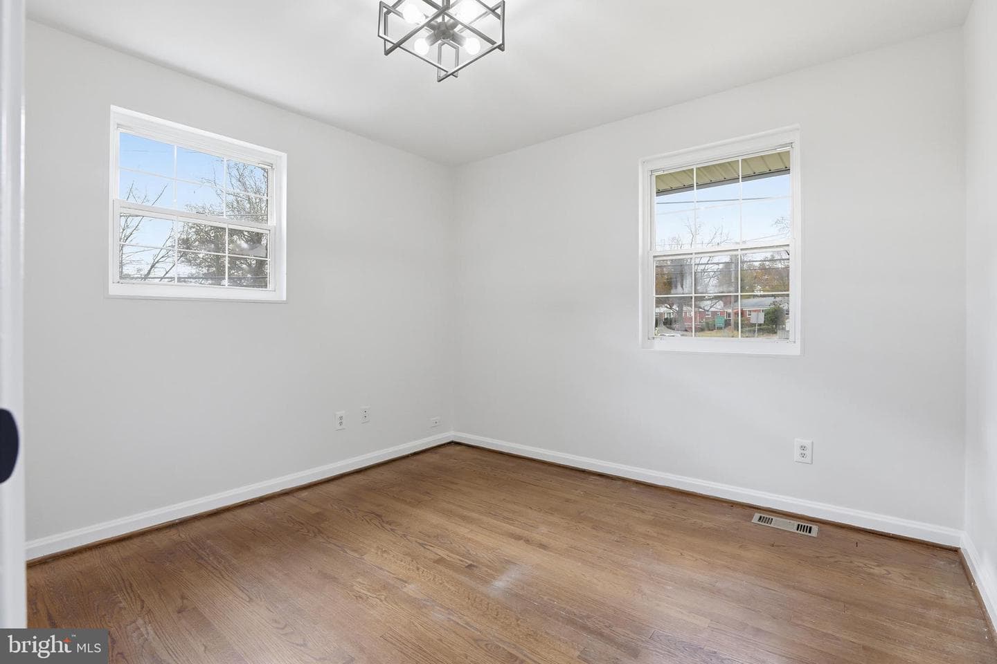 11901 Rocking Horse Road photo 26