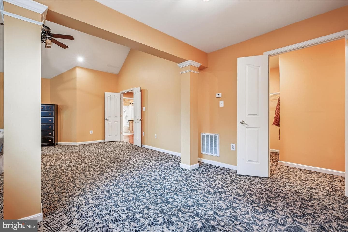 14212 Schaeffer Road photo 31