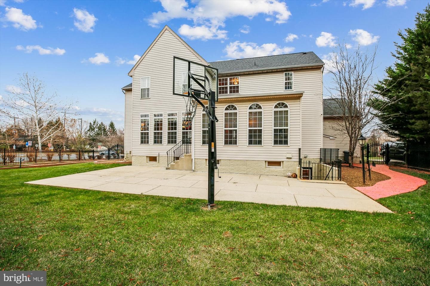 14212 Schaeffer Road photo 53