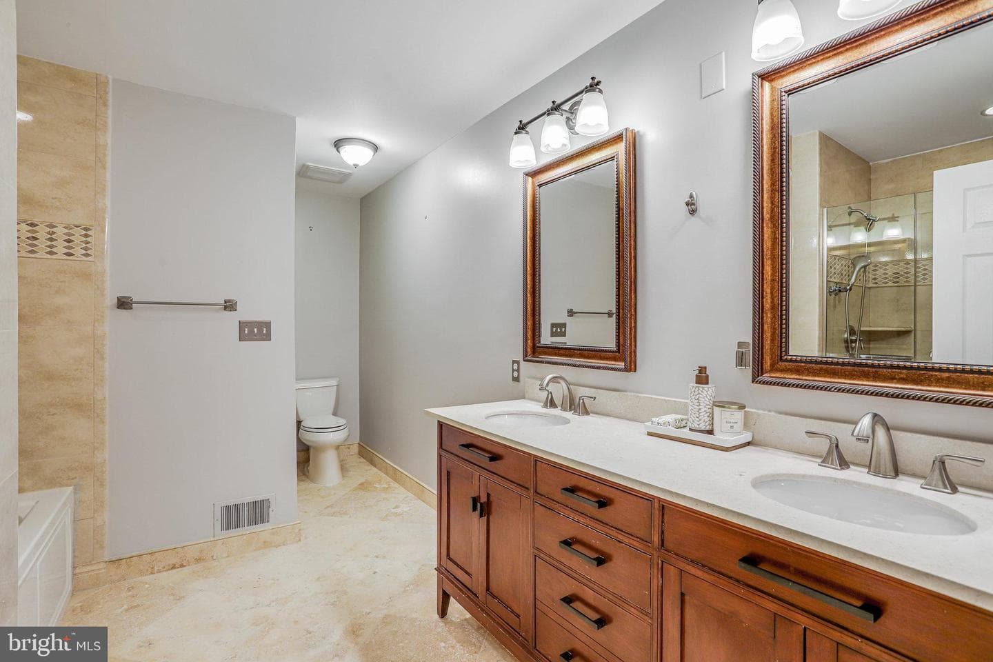 18 Bentridge Court photo 45