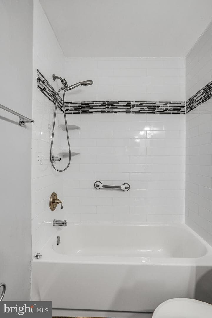 18 Bentridge Court photo 59
