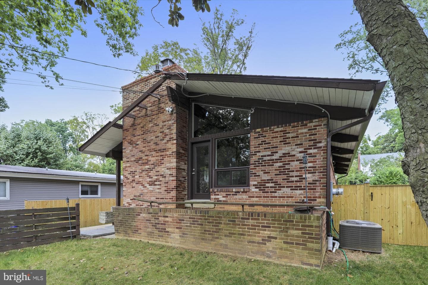 5511 Huntington Parkway photo 12