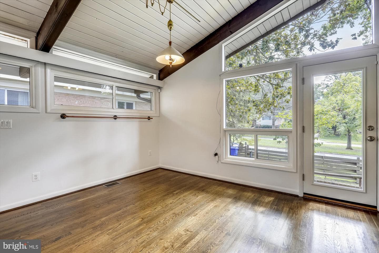 5511 Huntington Parkway photo 17