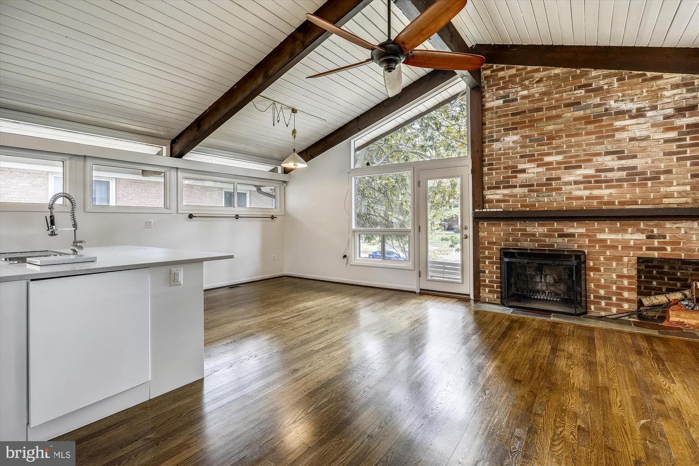 5511 Huntington Parkway photo 4