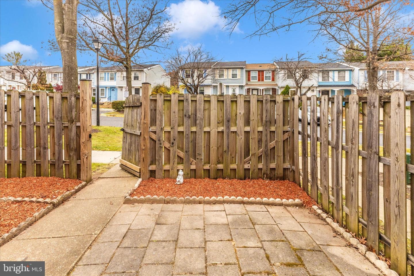 2861 Shepperton Terrace photo 41