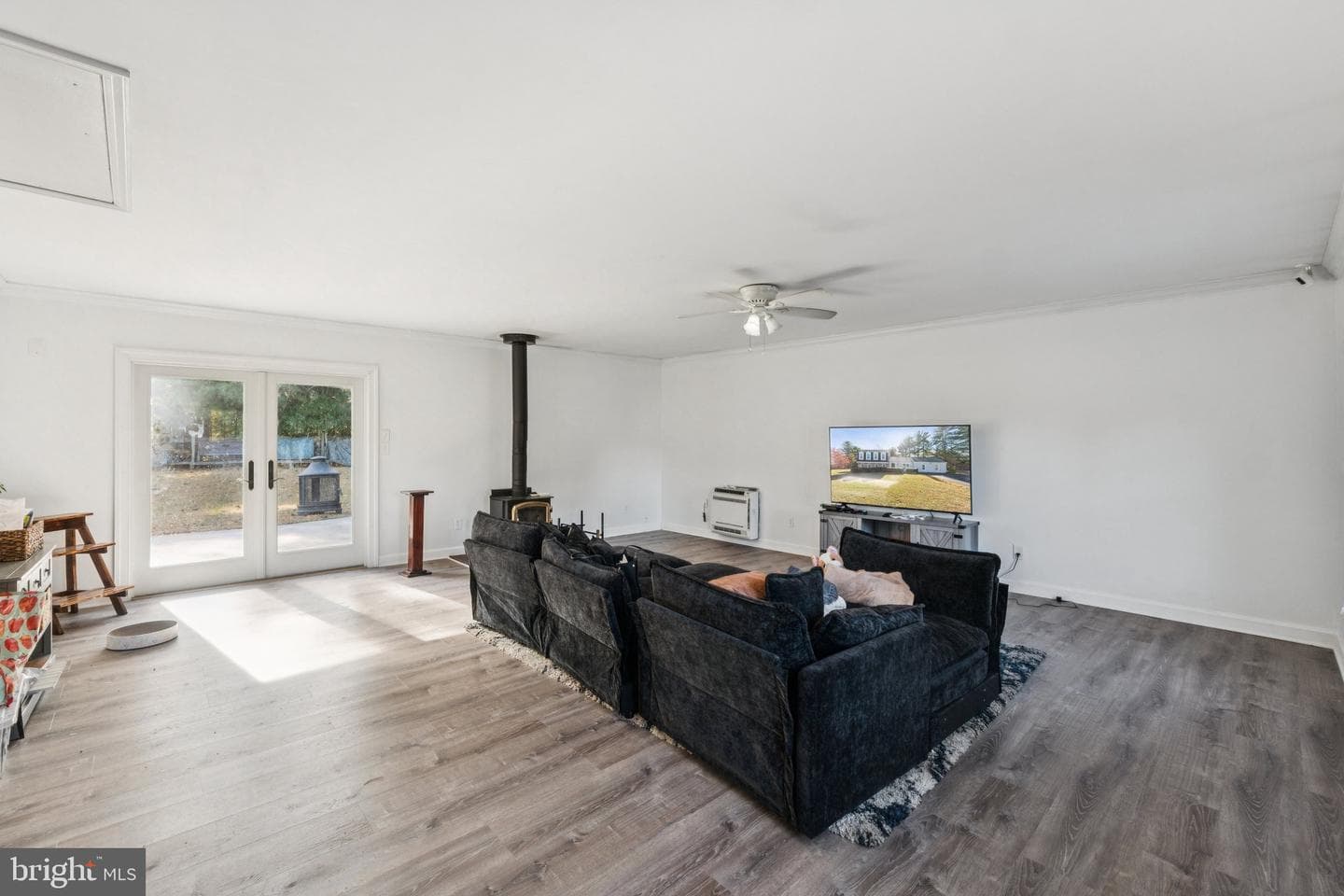 8124 Seneca View Drive photo 24