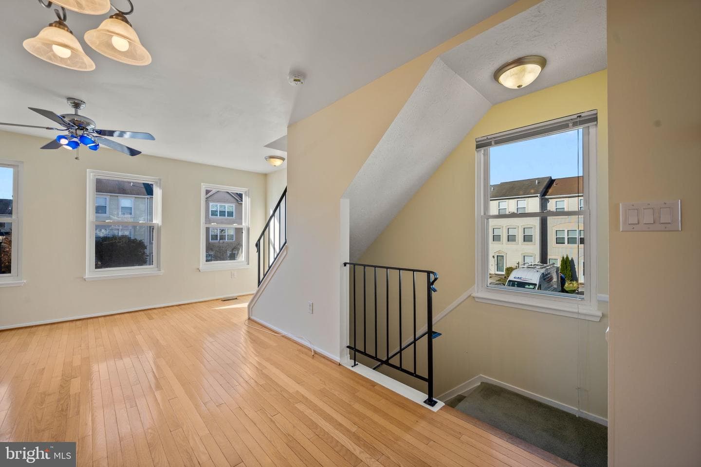 4240 Tazewell Terrace photo 7