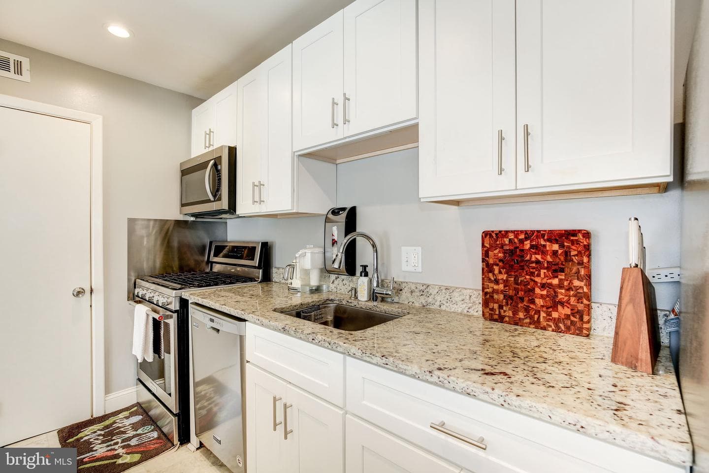 5202 Crossfield Court #117 photo 7