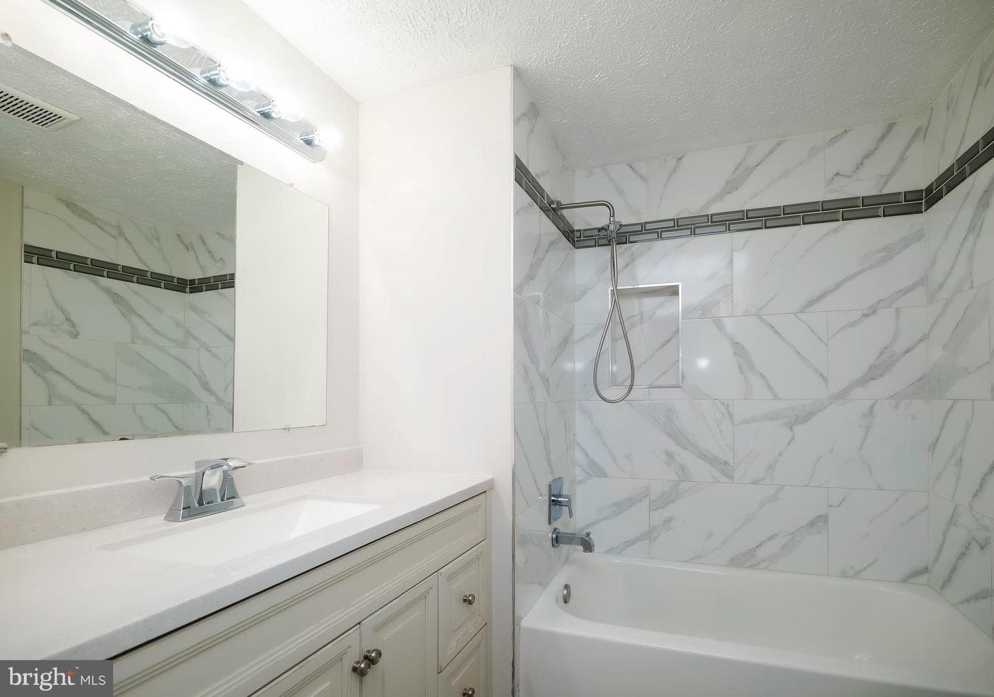 17 Thornhurst Court photo 43