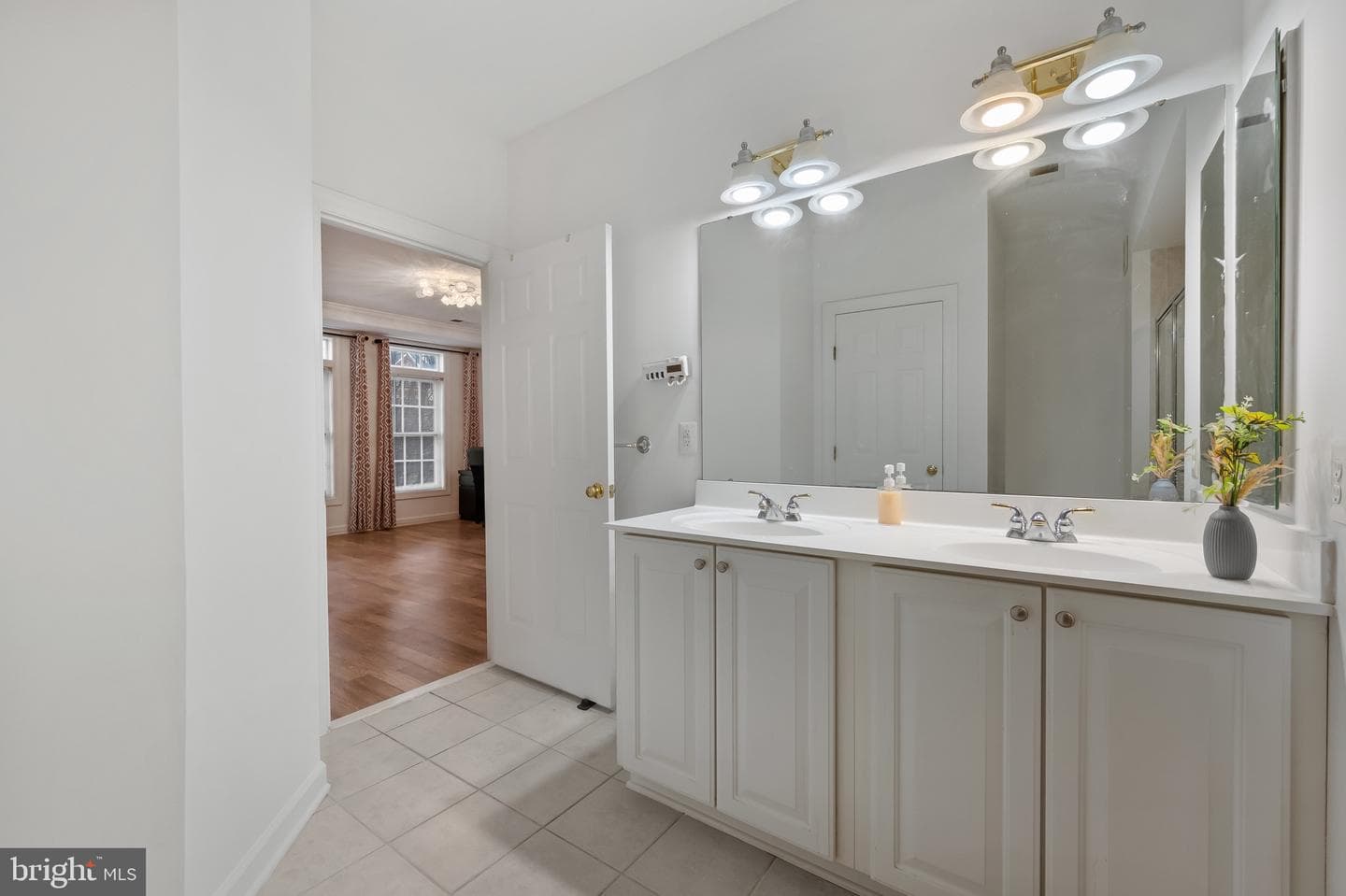 589 Odendhal Avenue #589 photo 17