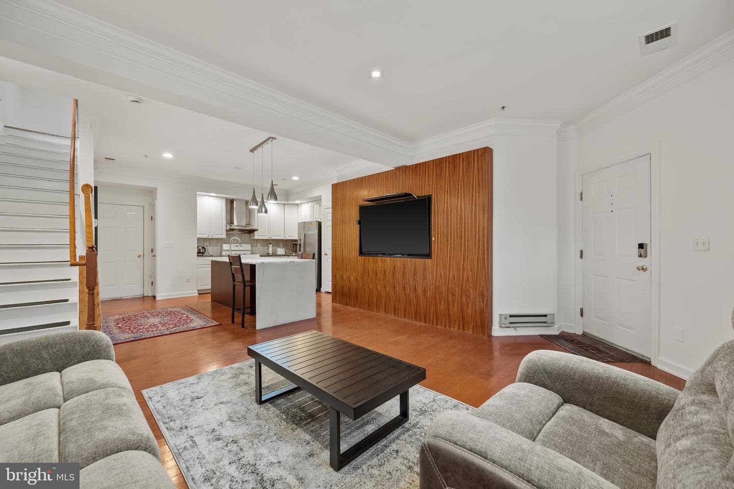 589 Odendhal Avenue #589 photo 5