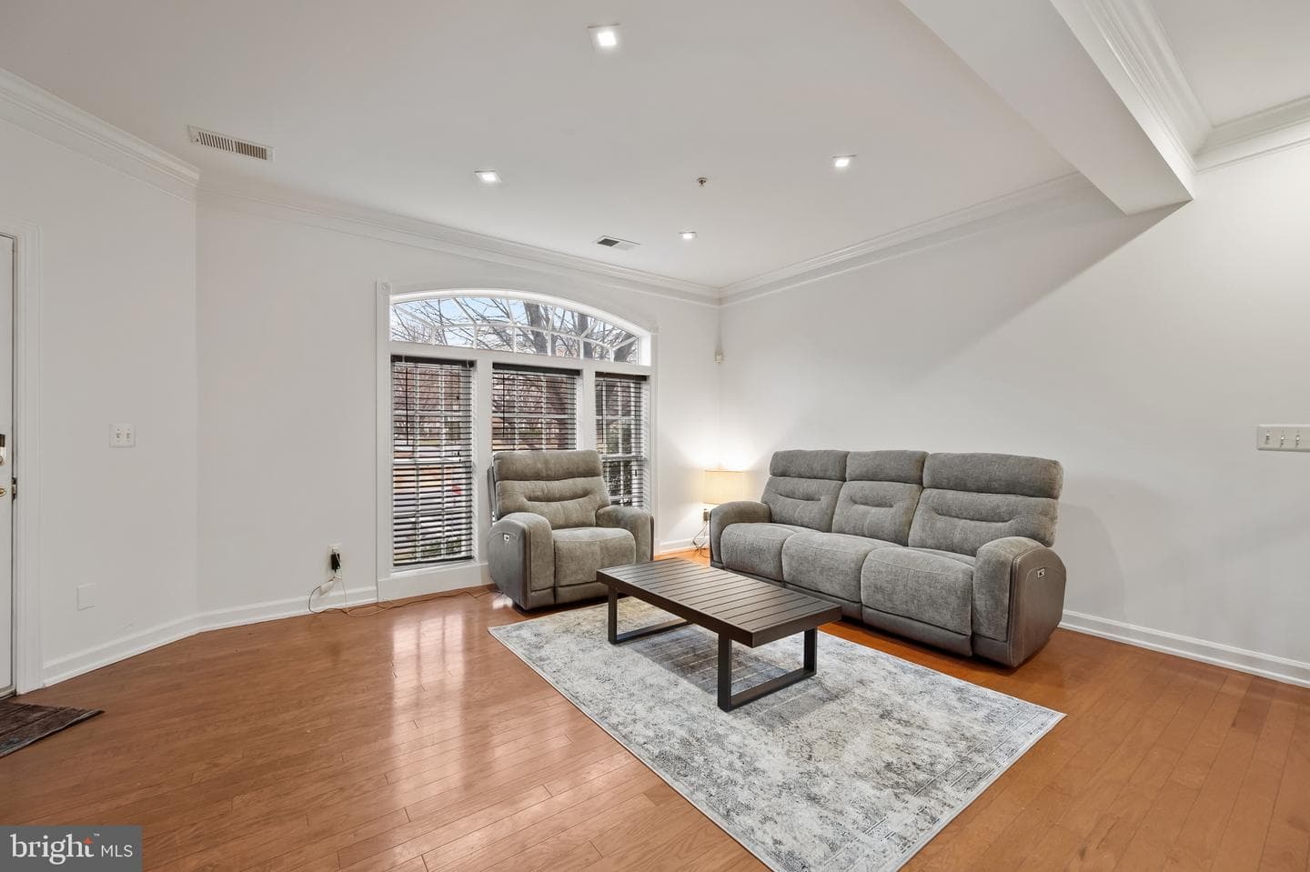 589 Odendhal Avenue #589 photo 7