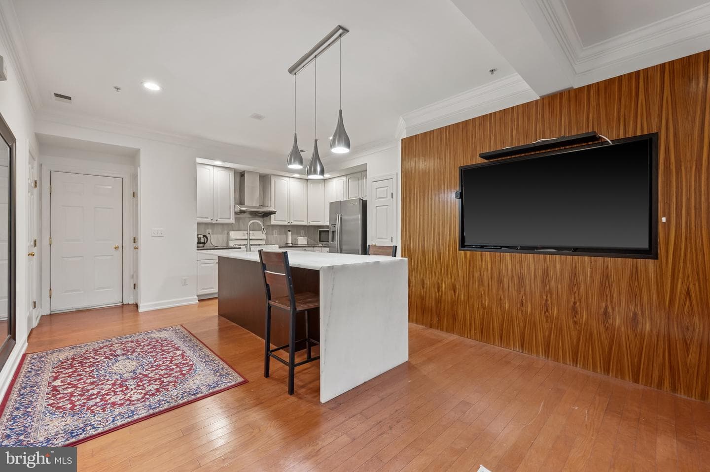 589 Odendhal Avenue #589 photo 9