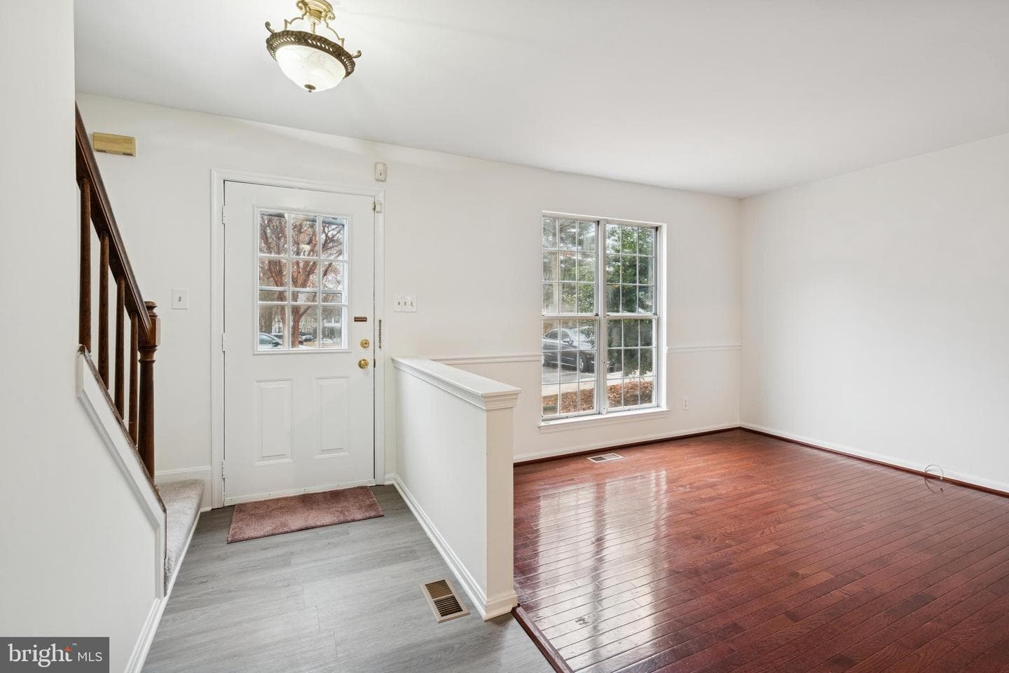 55 Gravenhurst Court photo 3