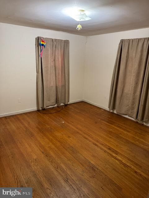 8917 Seneca Lane photo 5