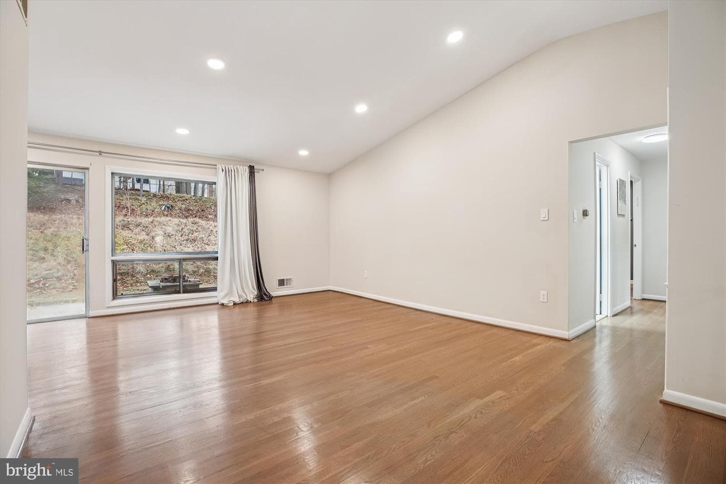 713 Horton Drive photo 4