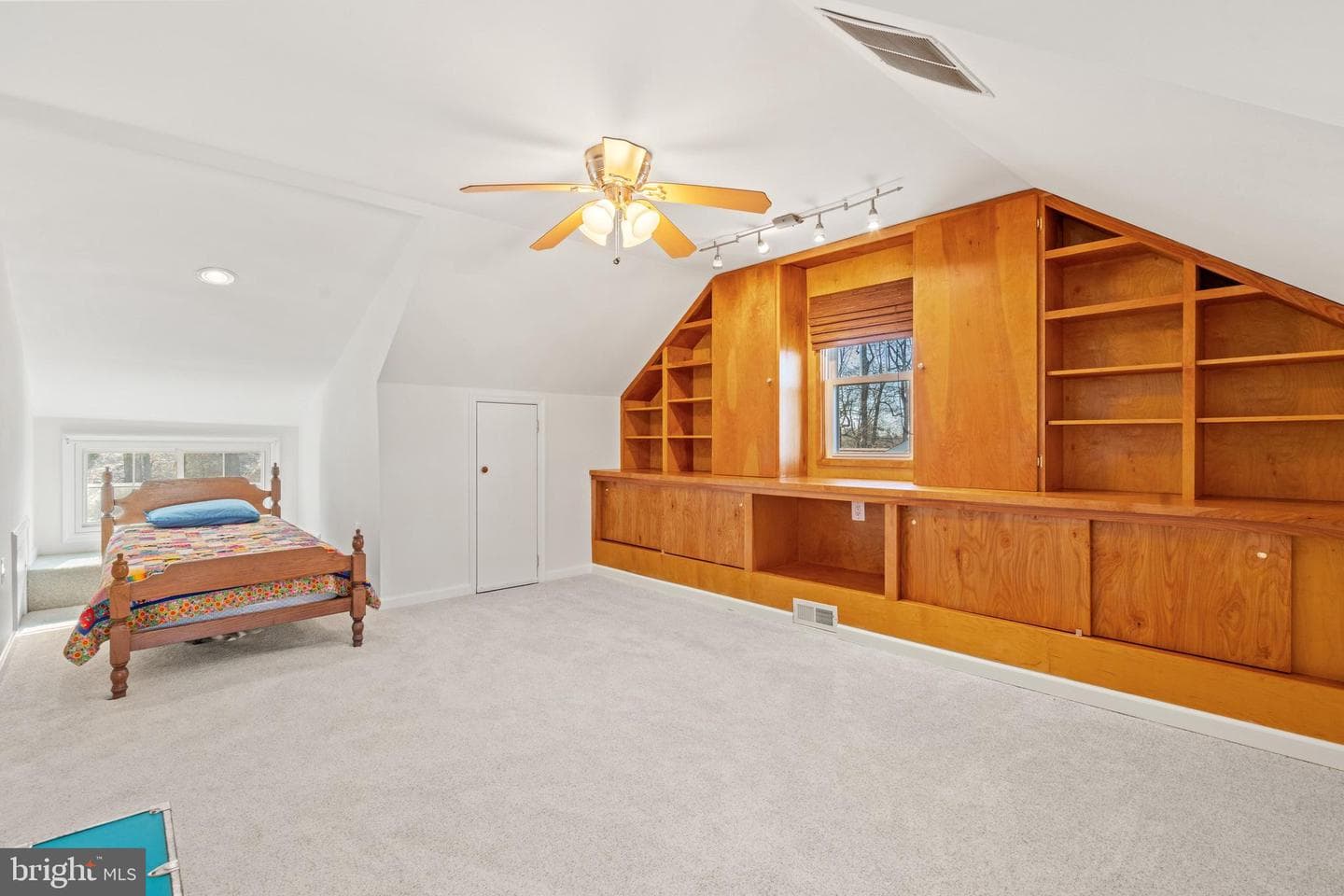 5612 Oak Place photo 34