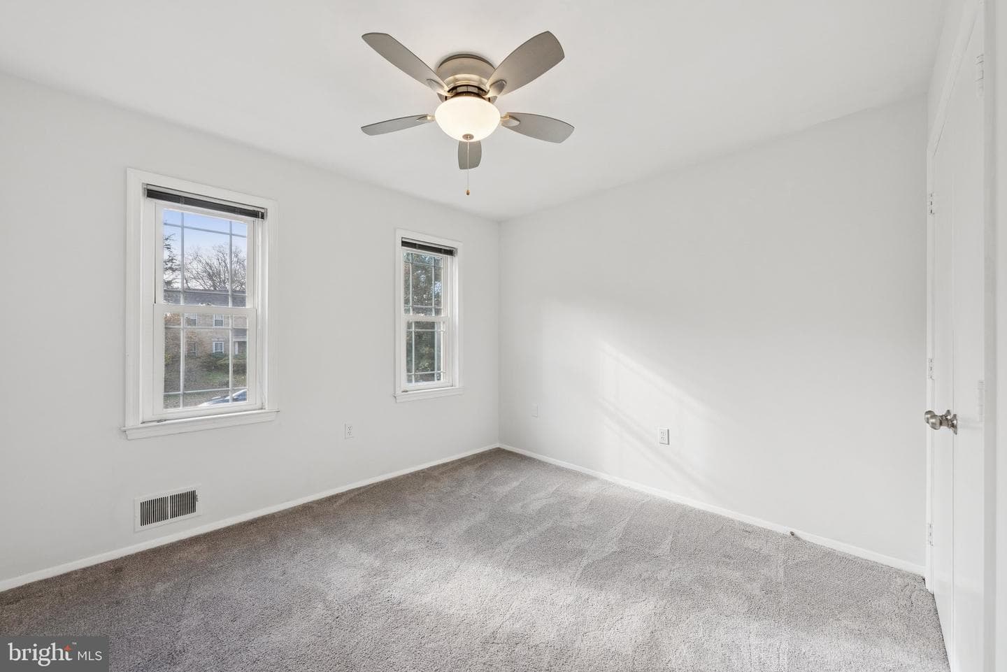2404 Blue Valley Drive photo 25
