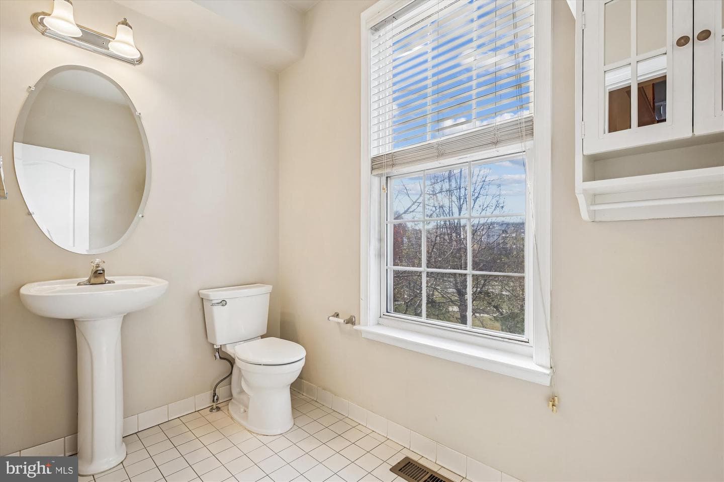 1127 Gaither Road photo 34