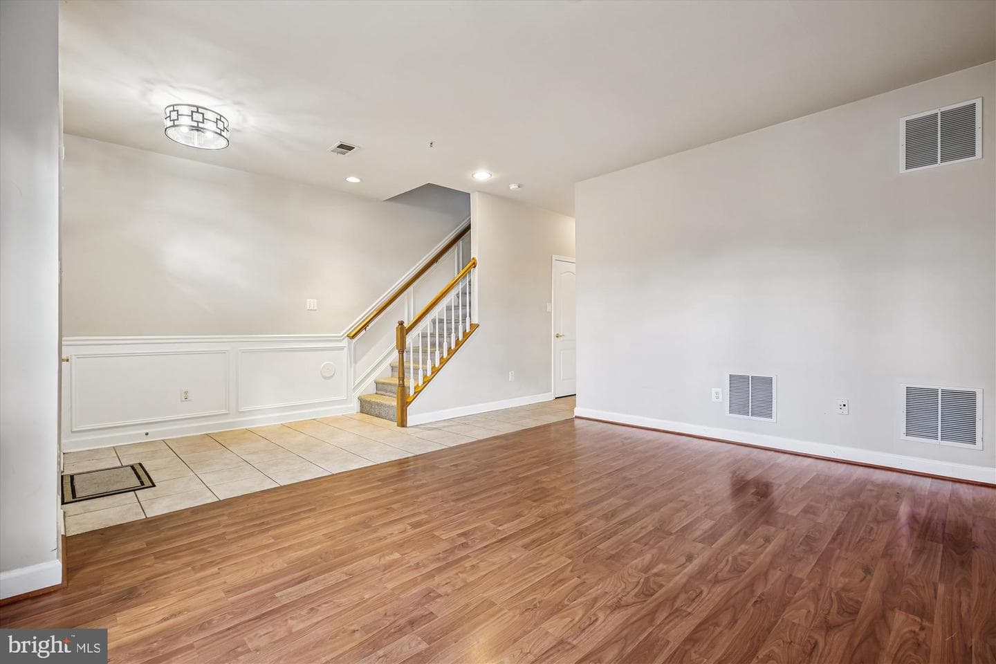 1127 Gaither Road photo 7
