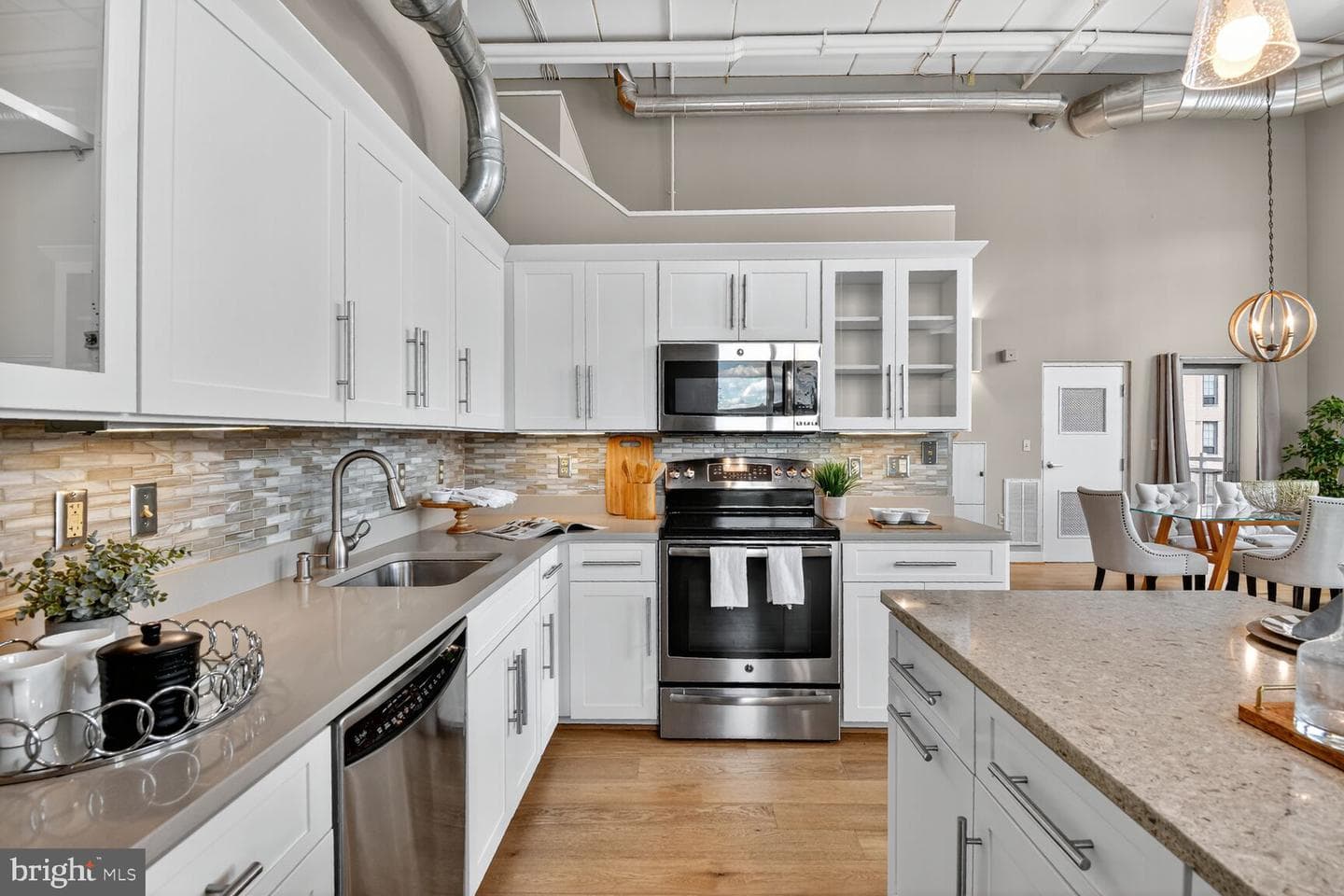 900 Bonifant Street #d photo 12
