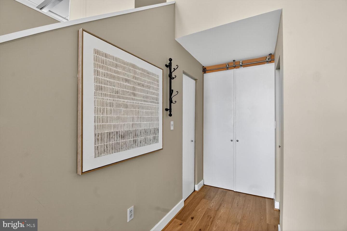 900 Bonifant Street #d photo 29