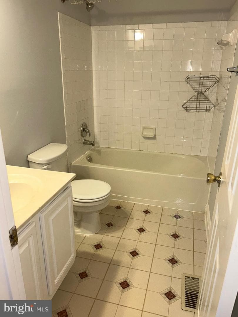 13514 Champions Way photo 30