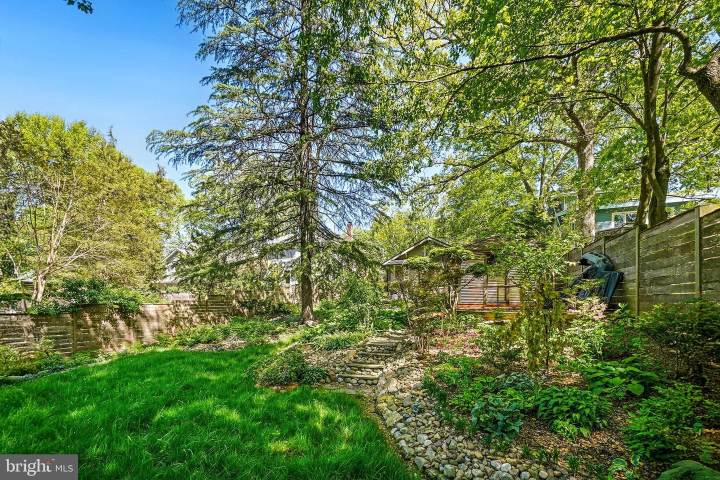 7402 Maple Avenue photo 39
