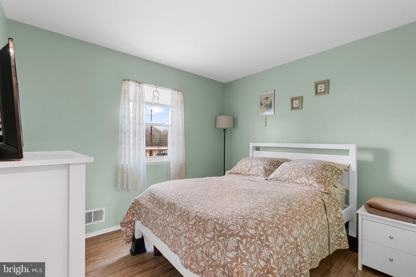 17945 Archwood Way photo 18