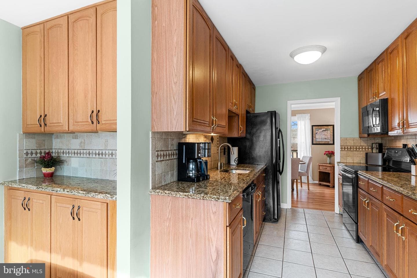 17945 Archwood Way photo 9