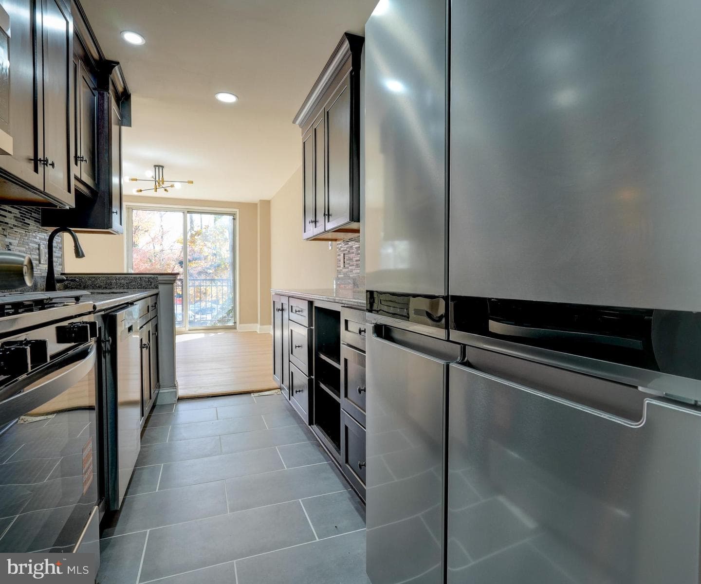 1900 Lyttonsville Road #211 photo 14