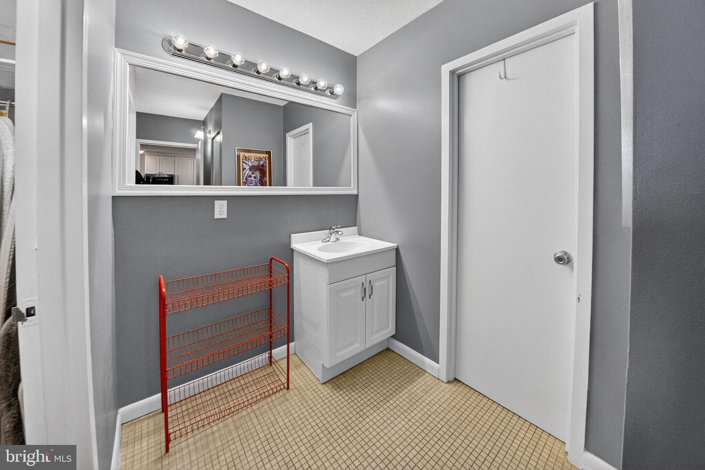 4242 E West Highway #714 photo 13