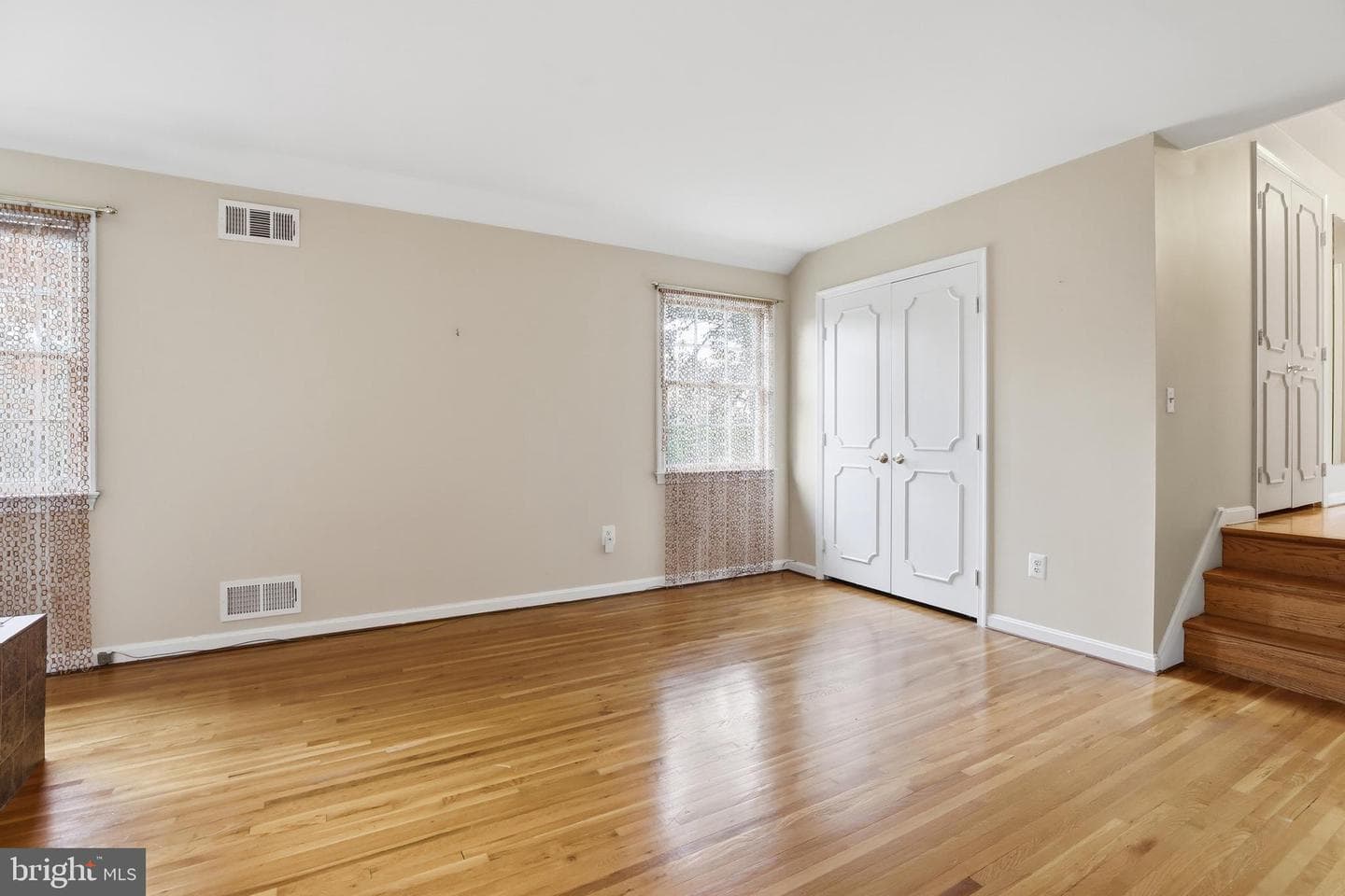 4401 Flower Valley Drive photo 32