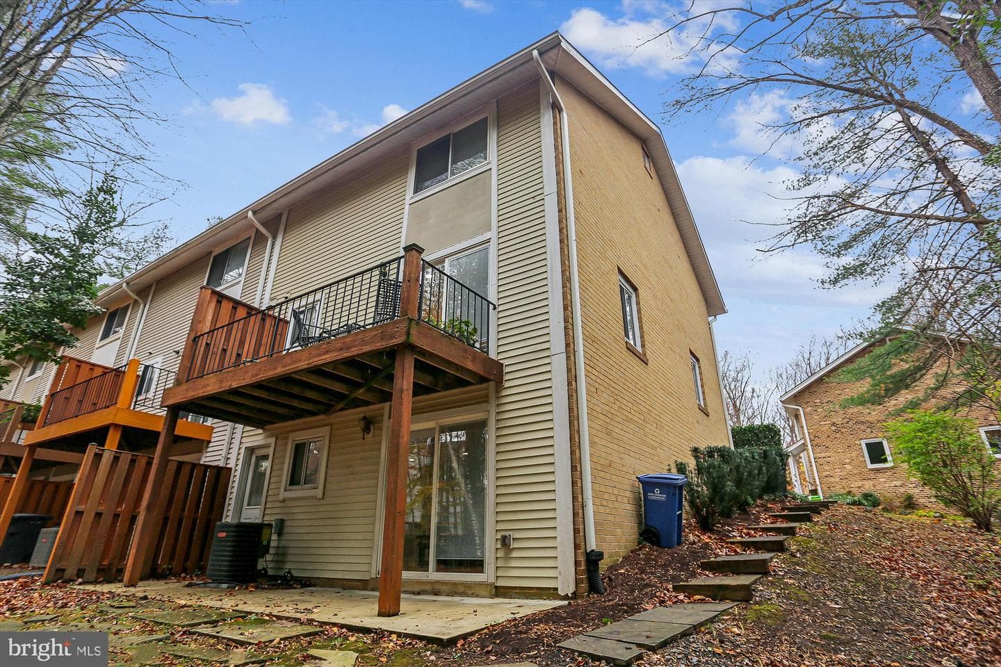 7809 Archbold Terrace photo 23