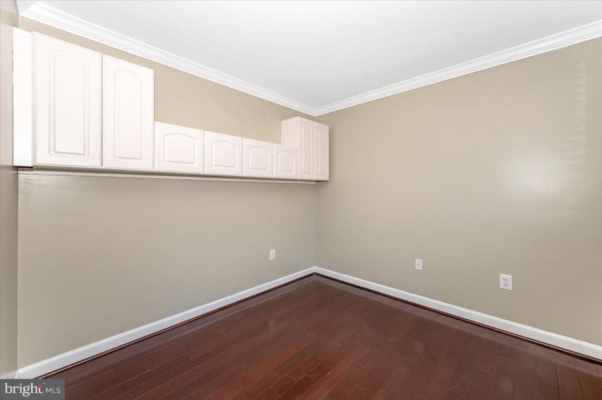 17914 Hickman Street photo 11