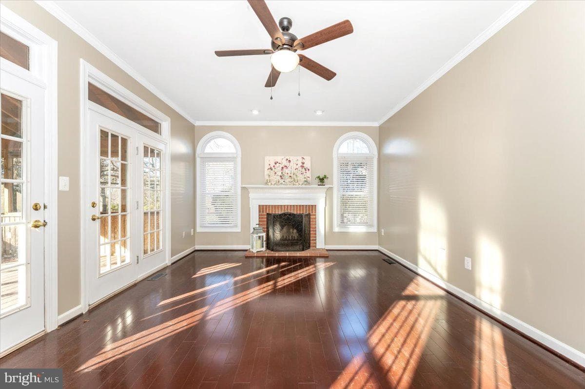 17914 Hickman Street photo 26